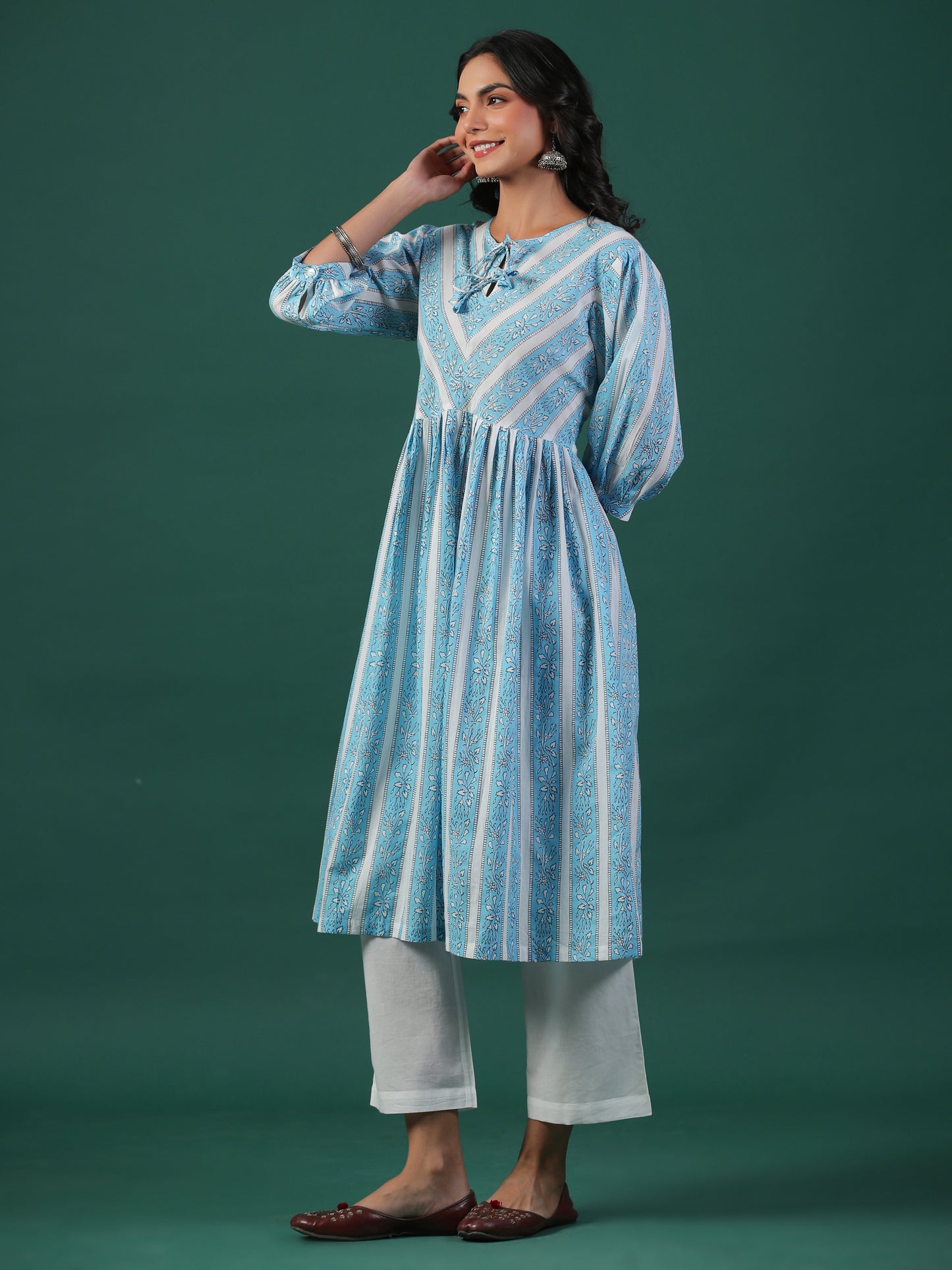 Bel Booti Cotton Block Print Kurta - Blue