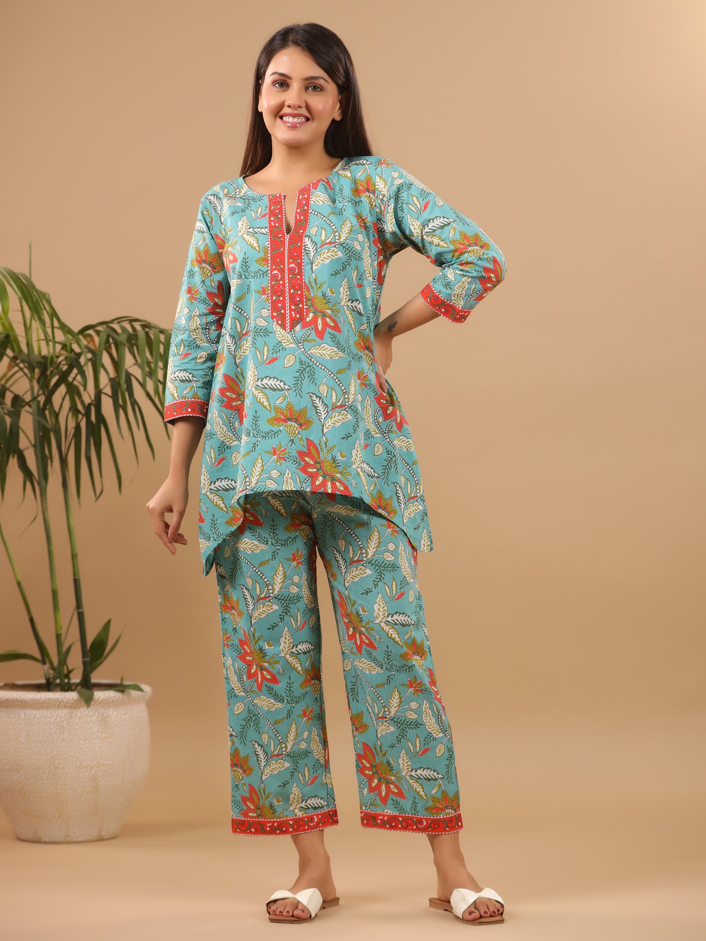 Uma Floral Print - Pyjama Set